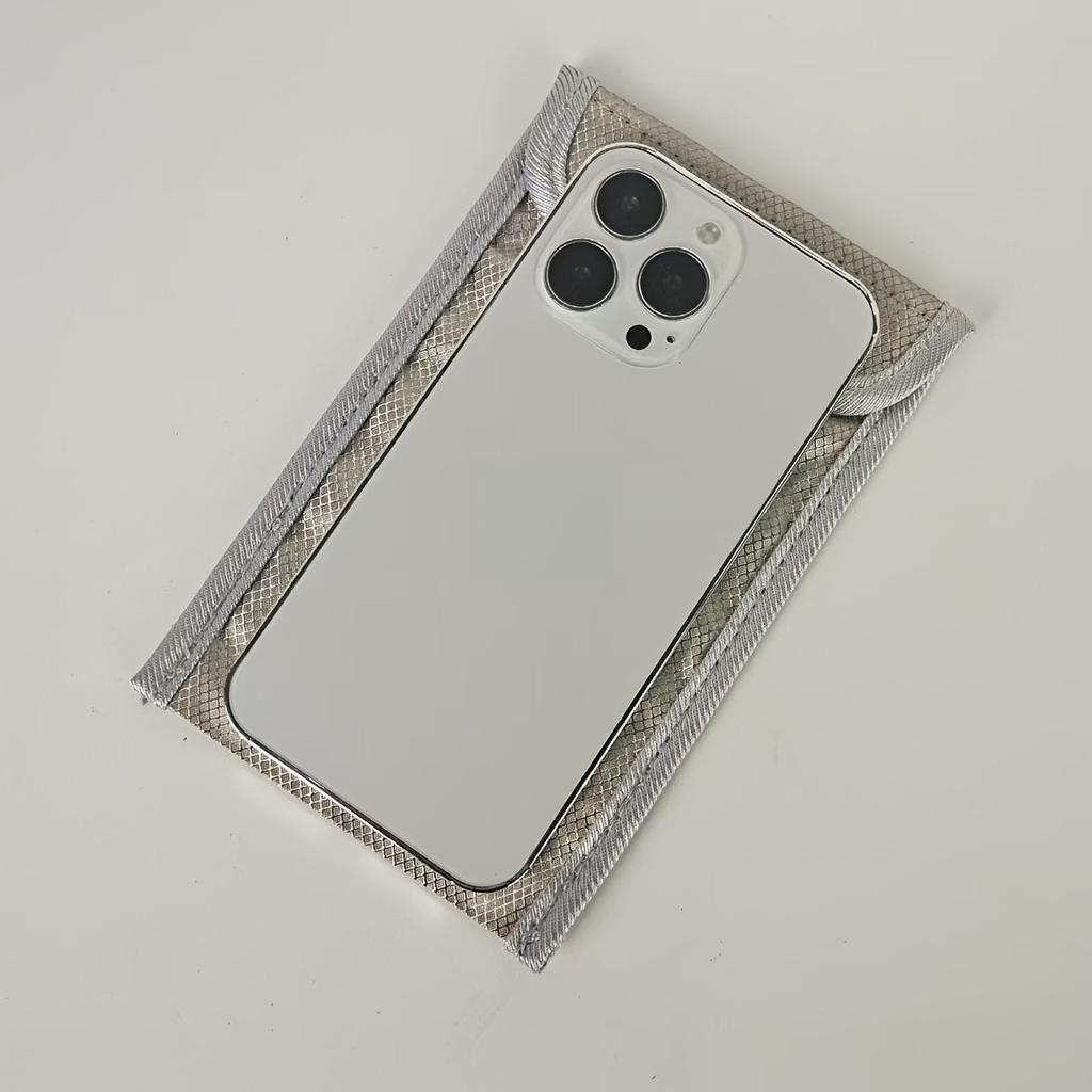 6.5 Inch Grid RFID Signal Blocking Pouch, Anti-Tracking Anti-Degaussing Radiation Shield Bag for Cell Phone & Car Key Fob