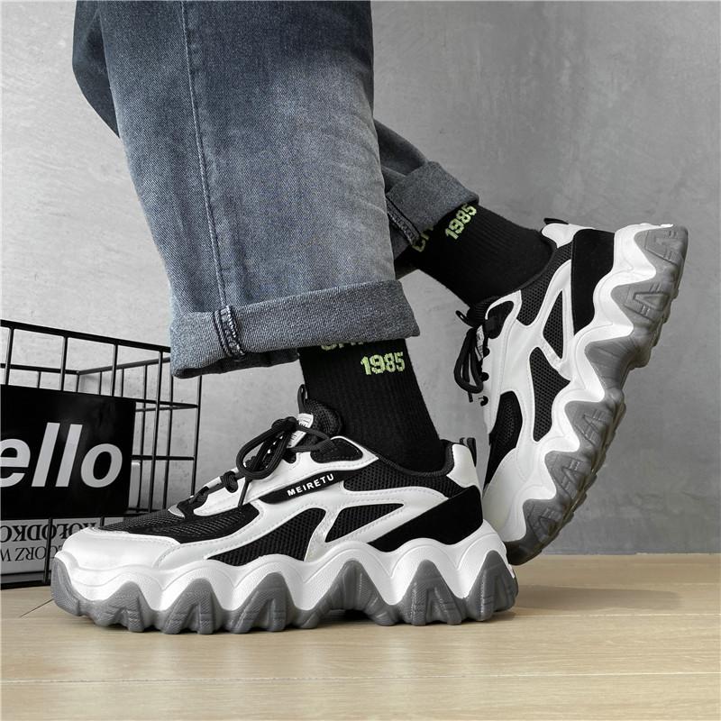 

Мужская обувь 2024 года, модная трендовая обувь в стиле Instagram, гонконгский стиль, мужская универсальная, новая, четырехсезонная, дышащая спортивная обувь для сноуборда 42 чёрный