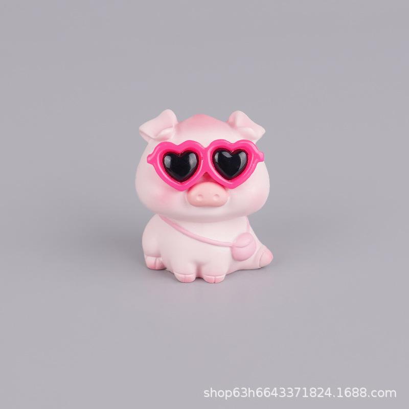Pink Piggy Cute Resin Handicraft Ornament Cute Pig Student Gift Creative Home Ornament Car Pendulum