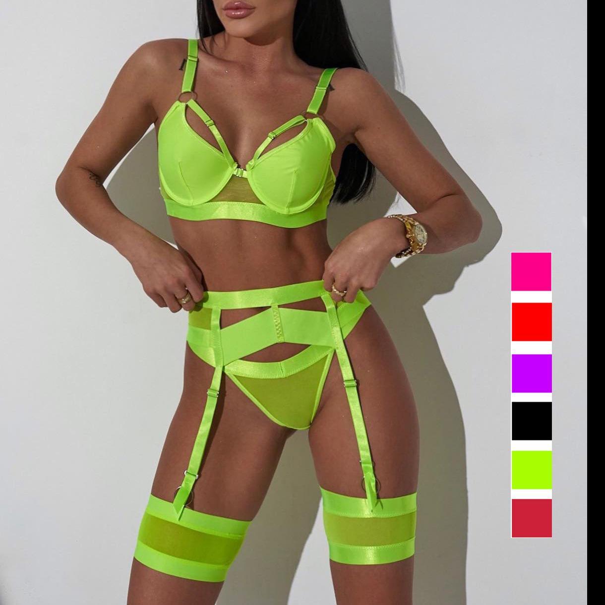 

Новый забавный комплект нижнего белья со сложным декором из пряжек и забавным платьем с подвязками