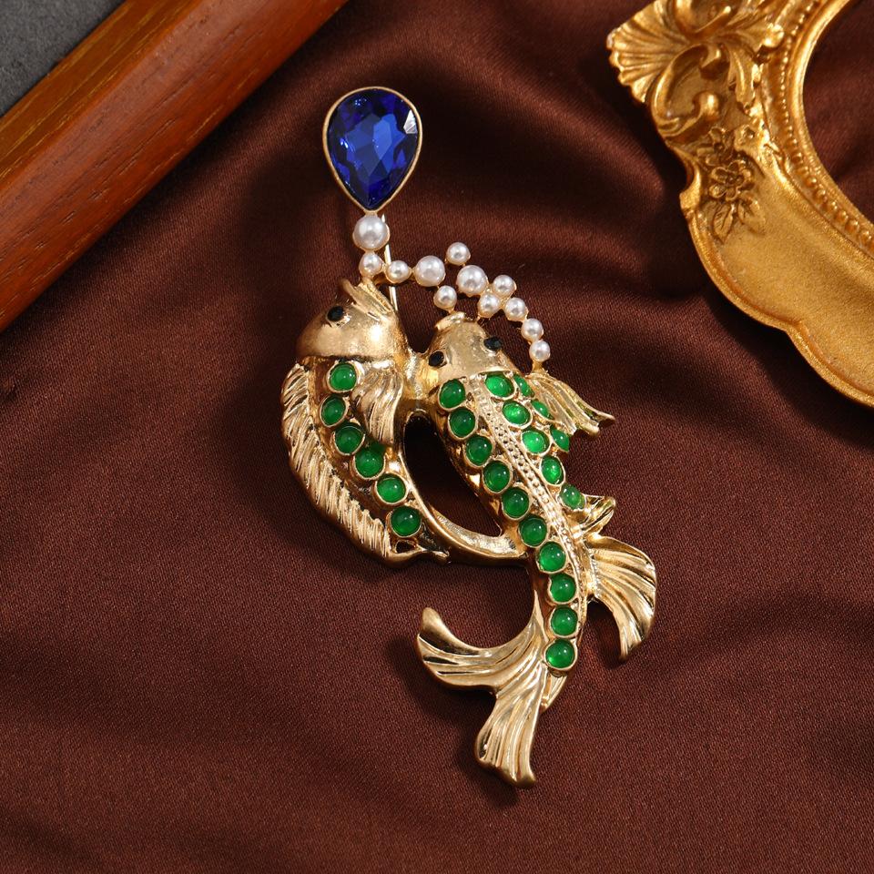 

Классические женские креативные броши-булавки с жемчугом карпа, элегантная женская одежда, пальто, изысканные значки с животными в виде рыб, корсаж, ювелирные изделия