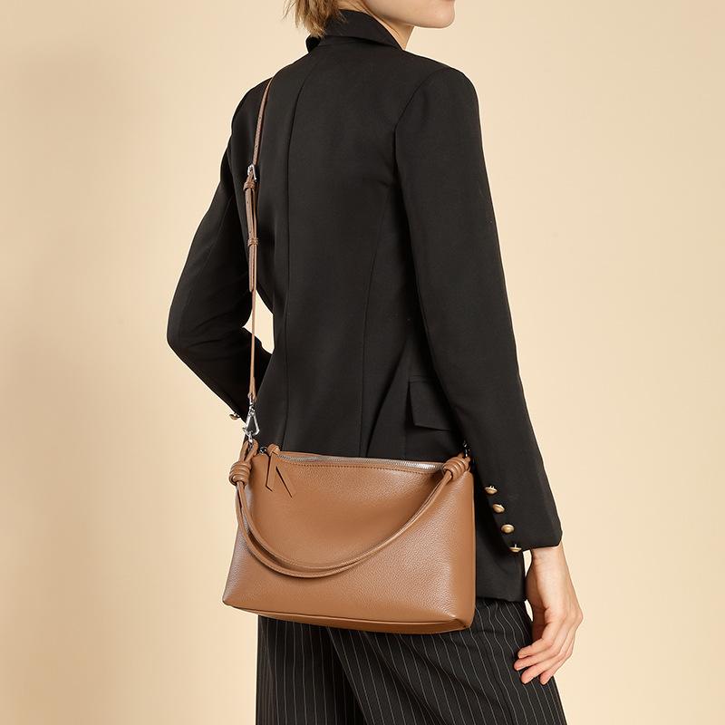 Women's First Layer Cowhide Underarm Tote Bag  Spring and Summer Simple Commuting Large Capacity Single Shoulder Crossbody Dumpling Bag
