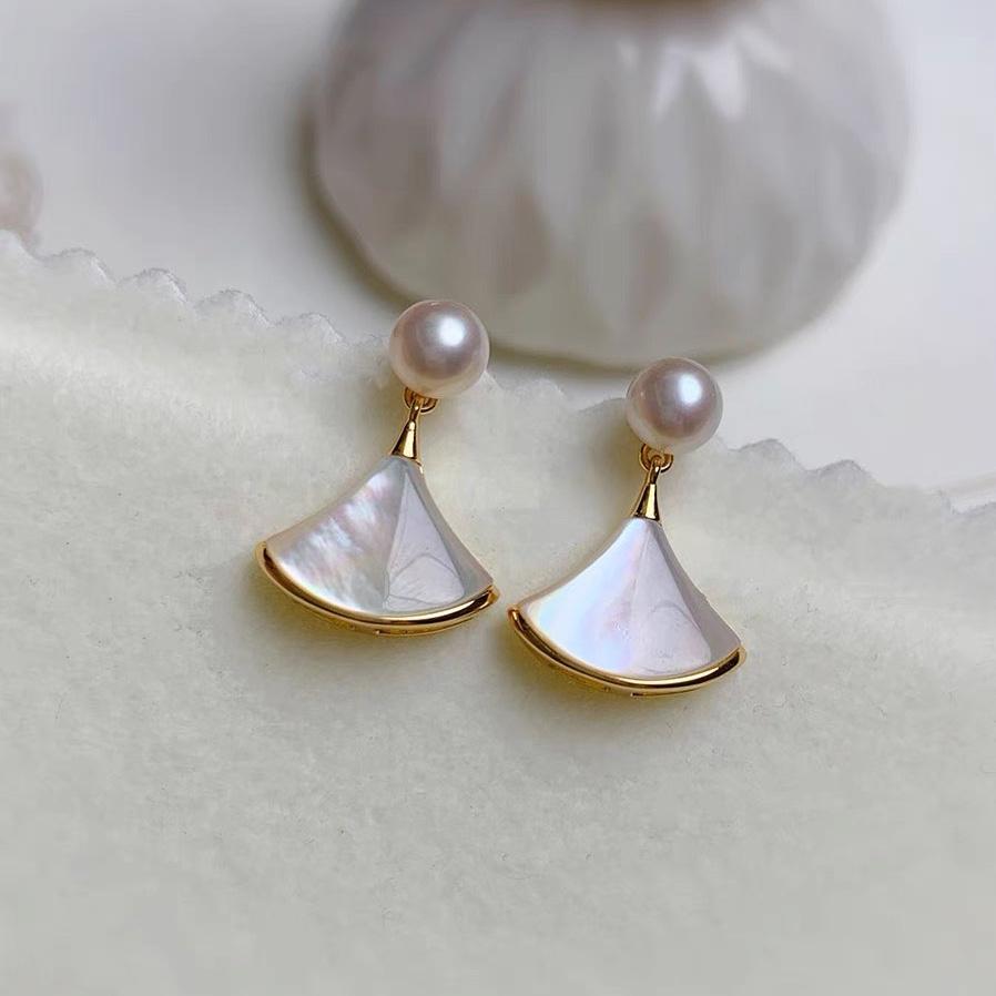 Dress Seiko Natural Freshwater Pearl Stud Earrings Mother Shell Skirt Earrings Earrings Premium Texture Silver Needle Earrings