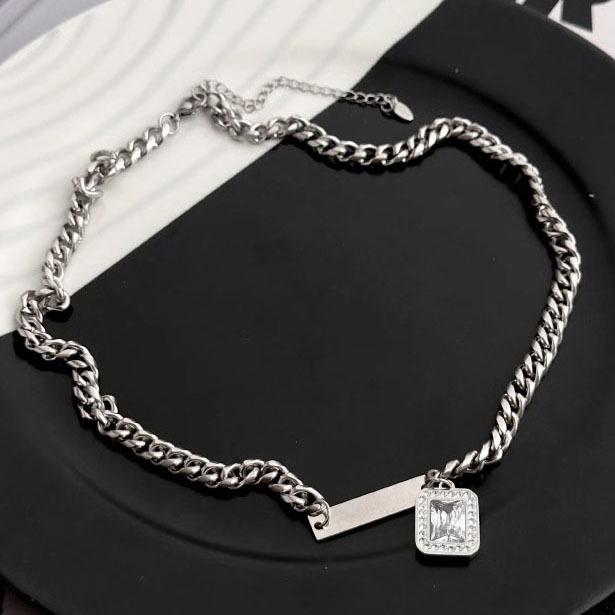 Zircon Necklace for Men, Titanium Steel Full Diamond Pendant, Non-fading, Unique, Simple, Versatile, High-end Accessory, New Women's Accessory
