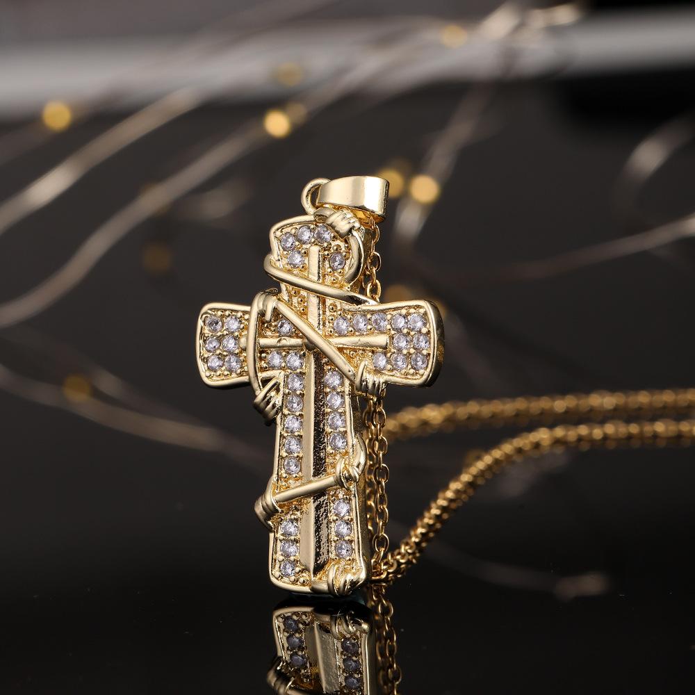 Micro-Set Zircon Cross Pendant Necklace For Women Fashion Versatile Collarbone Chain