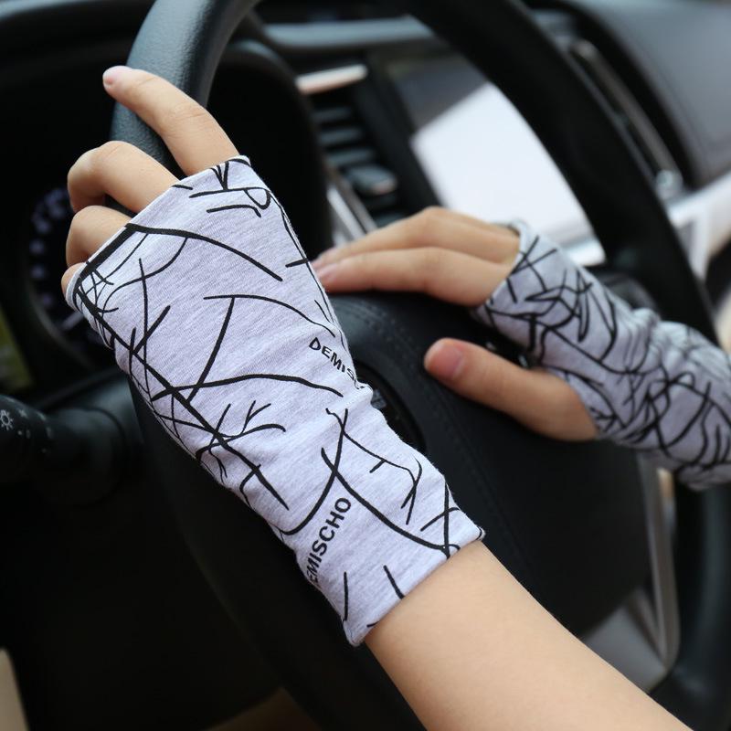 Unisex Thin Cotton Sun Protection Half-Finger Gloves for Summer Driving and Writing, Covers Scars