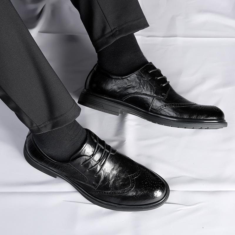 Black Gentleman Dress Shoes Men Brogues Oxford Shoes High Quality Suit Shoes for Men Classic Men's Business Casual Leather Shoes