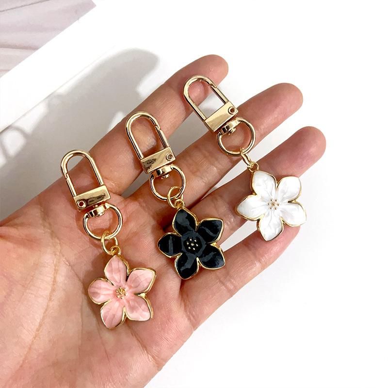 Lovely Sakura Flower Keychain Charm Enamel Pink White Black Women Bag Charms Key Ring Accessories