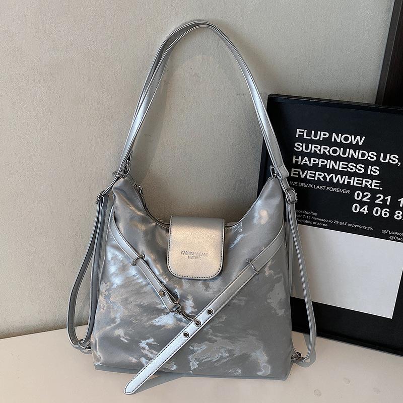 Popular casual high-end sense lightweight tote bag female versatile Spice Girl style multi-back commuter style backpack