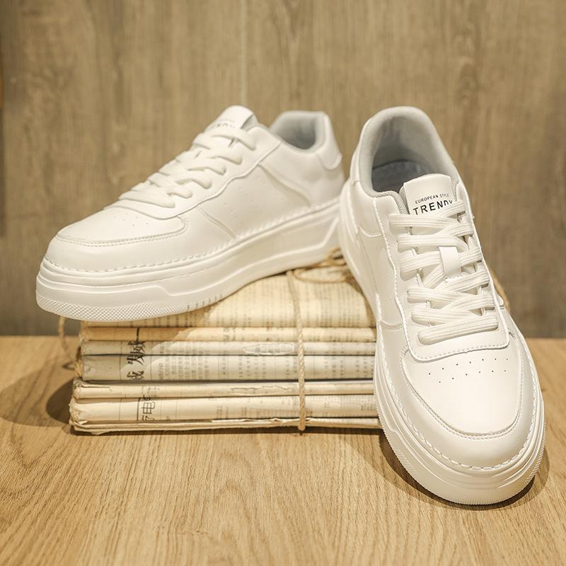 New Four Seasons Breathable Leather Shoes Light Luxury Little White Board Shoes Non-slip Sports Leisure Board Shoes