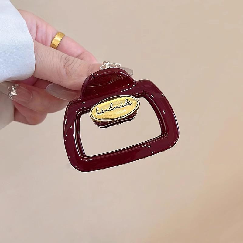 High-End Retro Red Shark Hair Clip - Autumn/Winter 2024 Ponytail Accessory