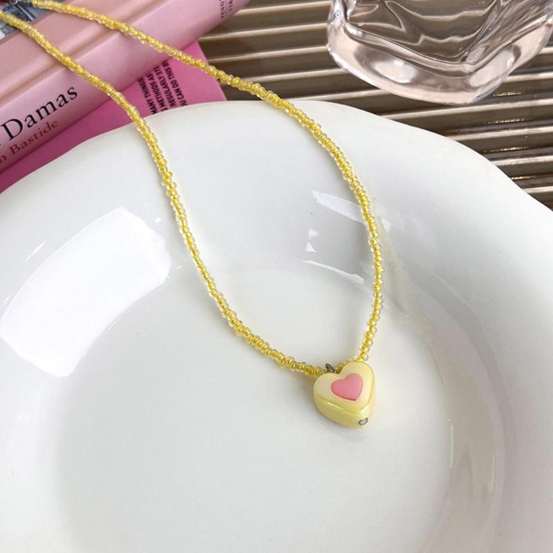 Acrylic Heart Beaded Necklaces Heart Pendant Choker  Beads Chokers Party Accessories Gift for Women Girlfriends