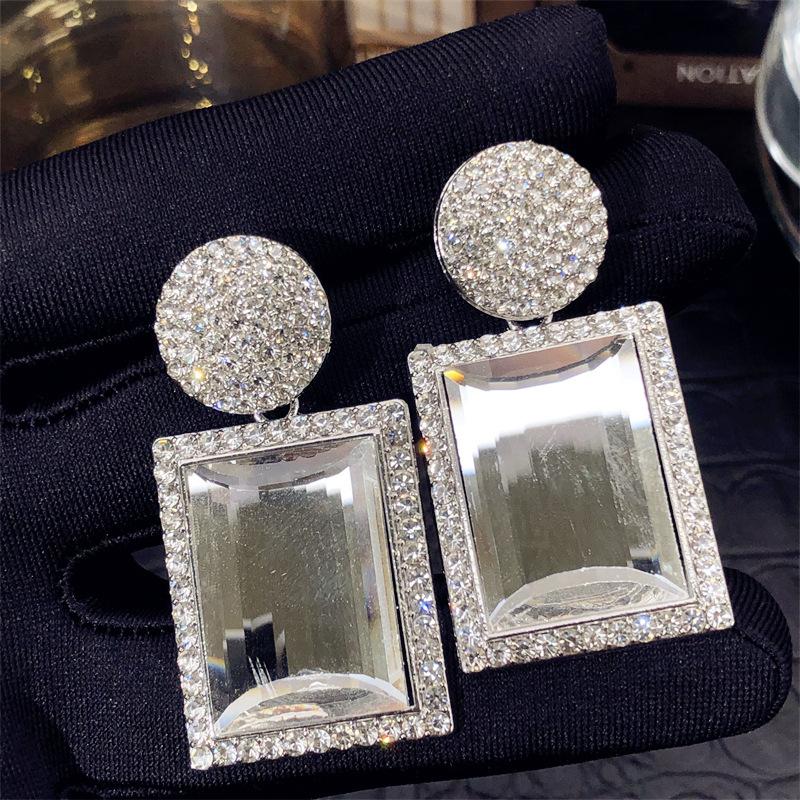 Diamant-Quadrat-Ohrringe, modische und schlichte vielseitige Ohrringe, Nischenpersönlichkeit und hochwertige Ohrringe, Damen