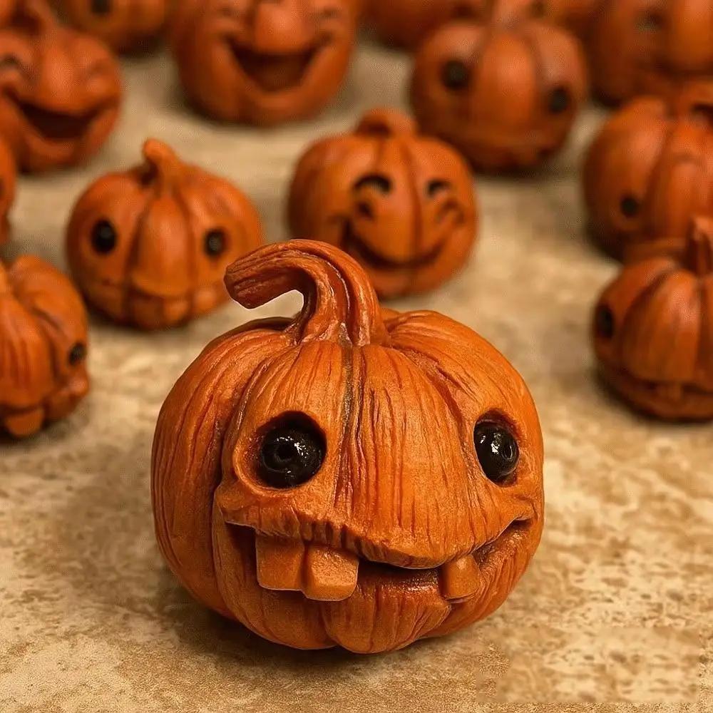 16Pcs Resin Halloween Skull Pumpkin Miniature DIY Craft Halloween Pumpkin Decorations Creative Halloween Pumpkin Figurine