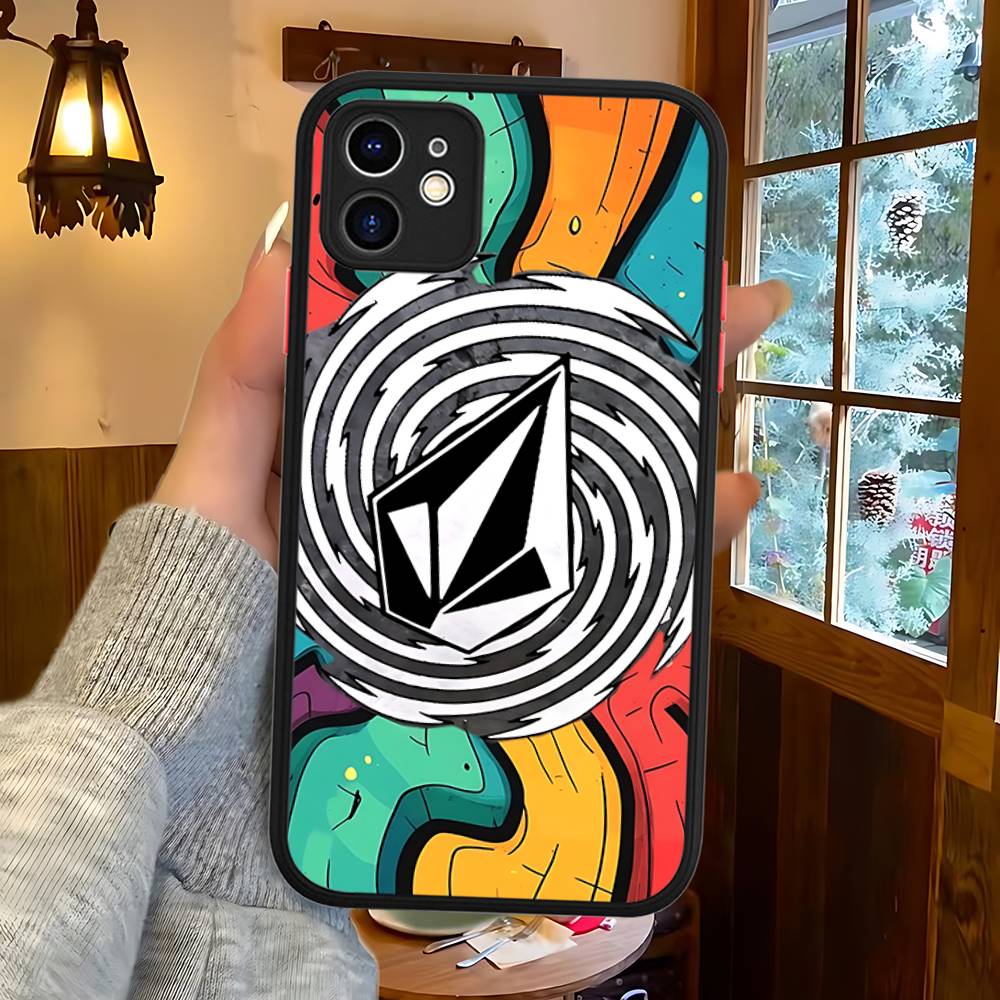 

V-Volcom LOGO Fashion Phone Case For IPhone 16e 16 15 14 13 12 11 Pro Max X XS MAX Plus Spuerstar Matte Cover iphone Xs Max