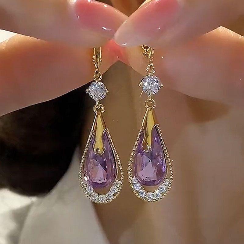 2025 Trendy High-End Purple Crystal Teardrop Earrings: Simple, Elegant, and Fashionable Ear Jewelry.