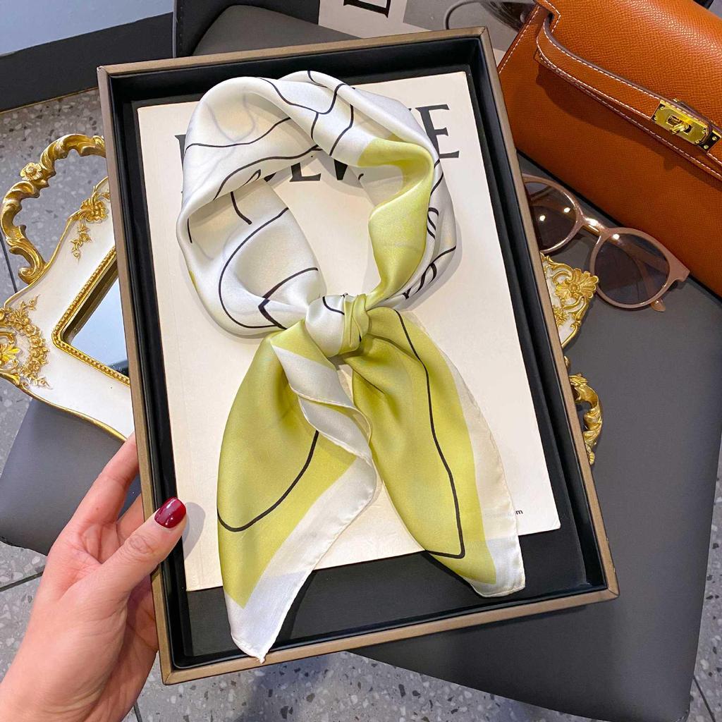 Zhang Ruonan Silk Scarf: Women's 2025 Spring/Summer Retro Neck Tie Accessory - High-End Small Square Neckerchief