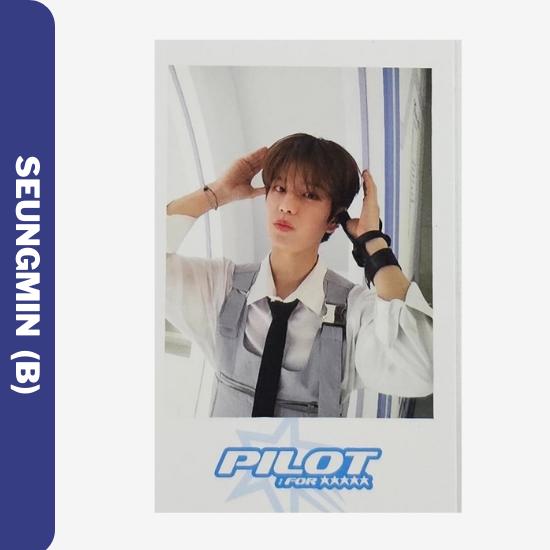 

Фотокарточки с фанмитингом пилотной серии Stray Kids