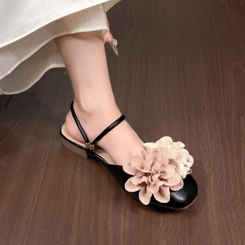 Fashion Slippers Women 2025 New Flowers Luxury Slideshow Soft Designer Summer Low Heel Beach Floral Women's Shoes Zapatos De Mujer