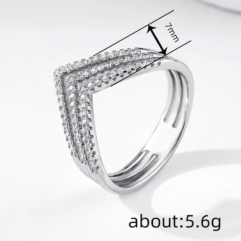 Korean version of lady v-ring woman, three-layer line design accessories, commuter style versatile ins hot-selling jewelry