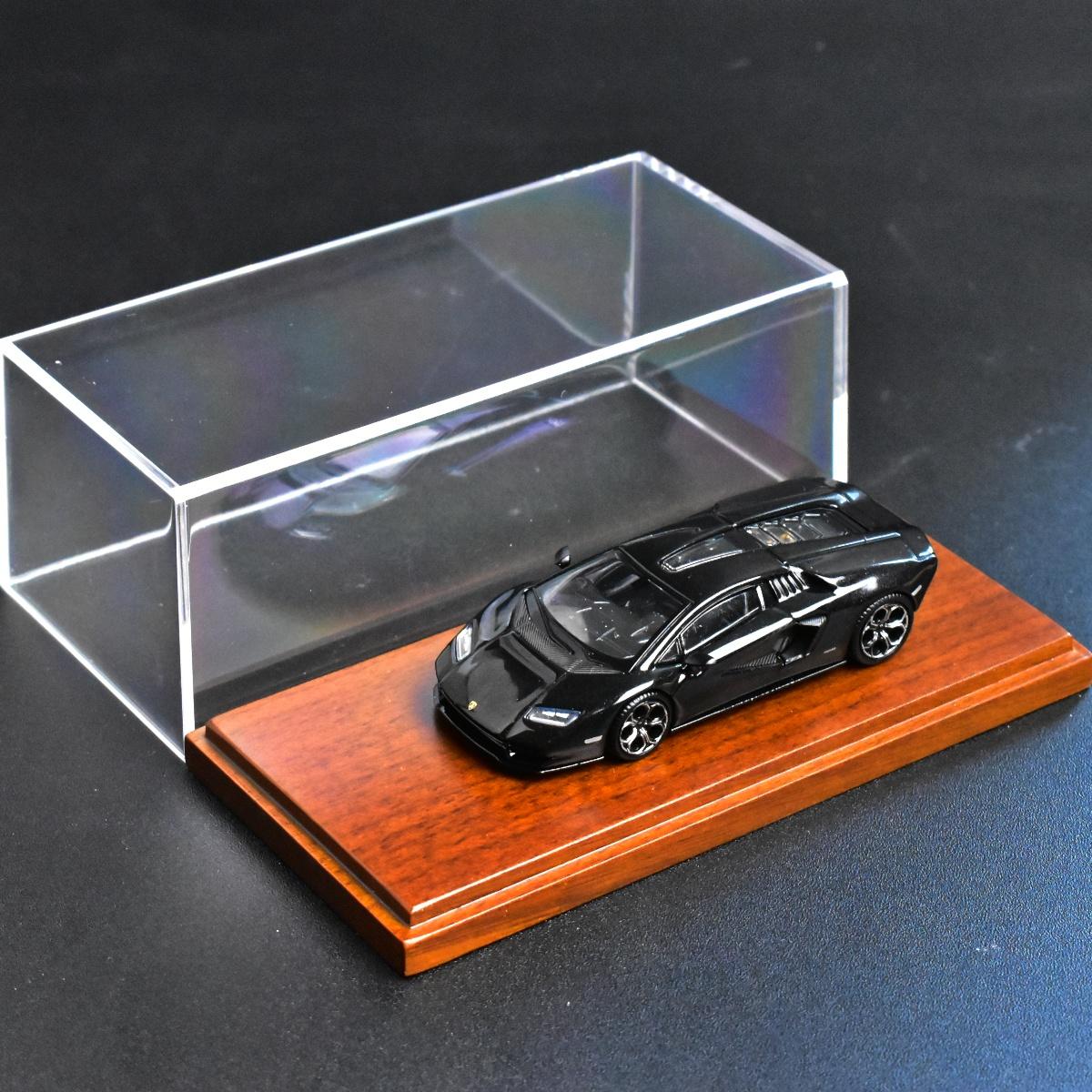 

1:64 Акрилова Шкіряна Основа Універсальна Модель Автомобиля Пилкозахисний Короб(Без урахування автомобіля)