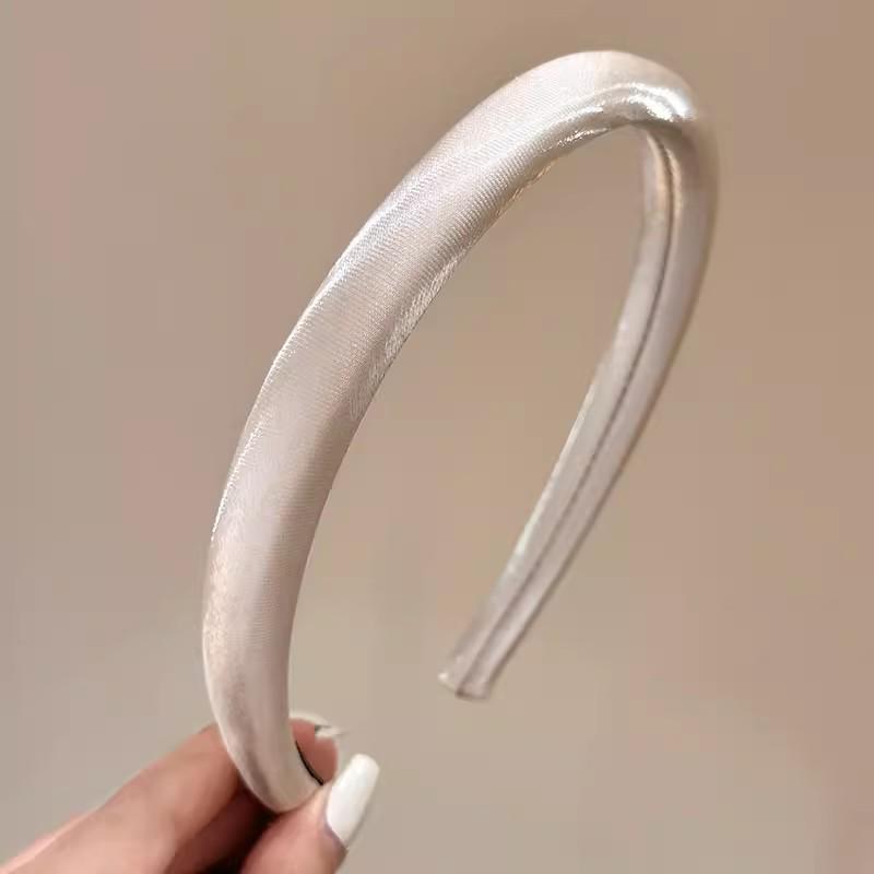 

Retro Versatile Women s Hairband: Stylish High Crown Headband for Daily Use бежевий