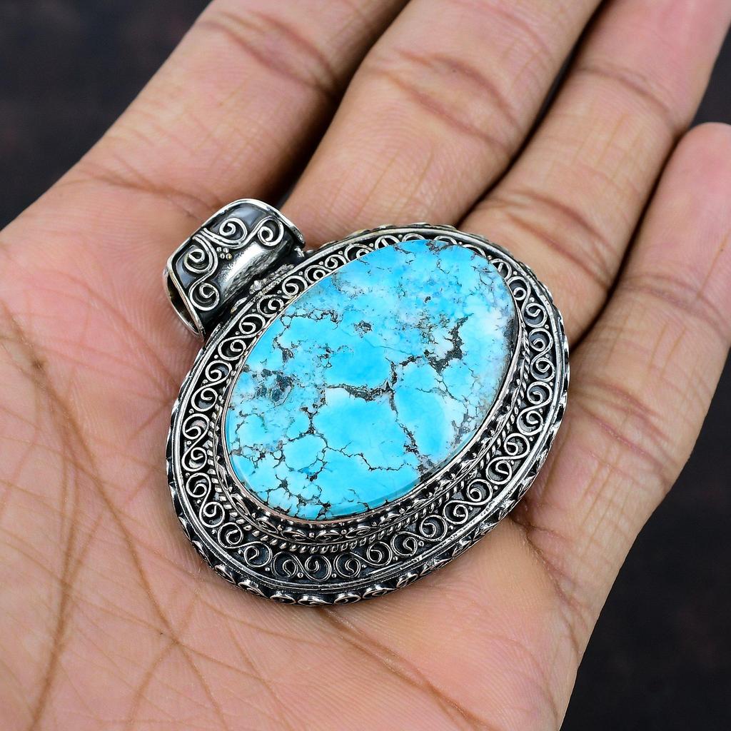 Tybetański Turkusowy Wisiorek z Kamieniem Szlachetnym Ręcznie Robiona Biżuteria Wisiorek ze Srebra Próby 925 Wisiorki w Stylu Vintage Biżuteria z Tybetańskim Turkusem Prezent na Rocznicę