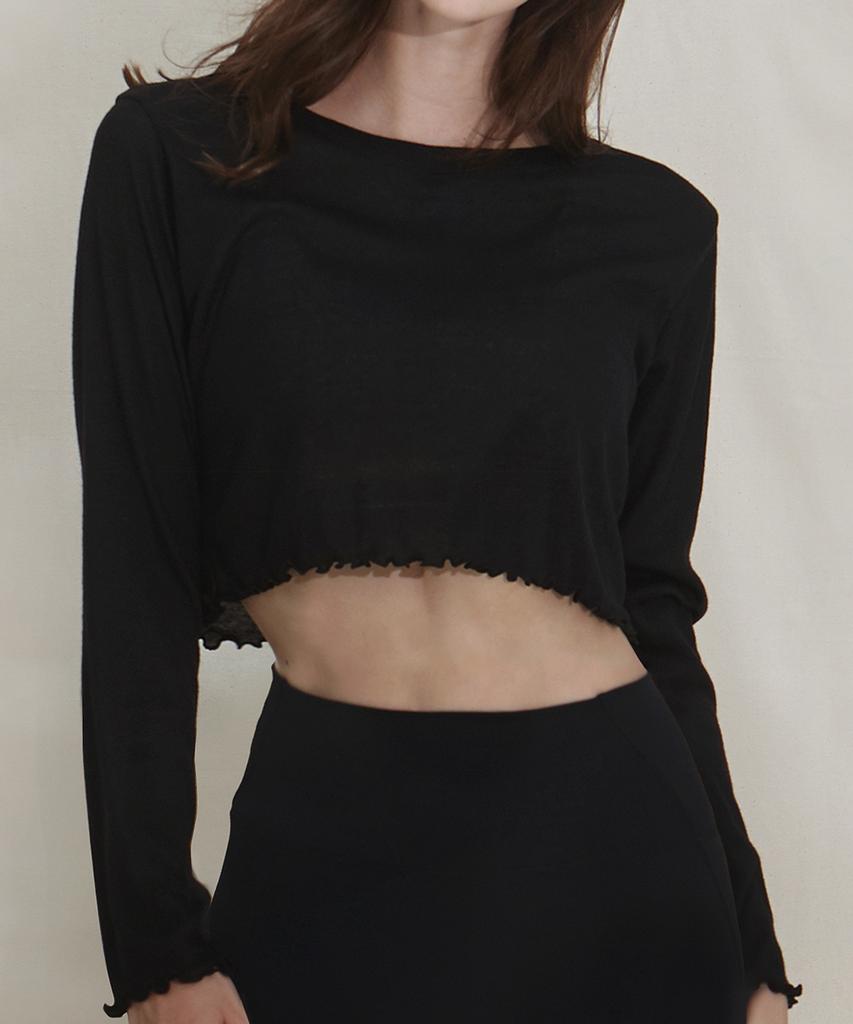 Debiweeo New Wave Holic Crop Long Sleeve Tee Devi-T0047-Black