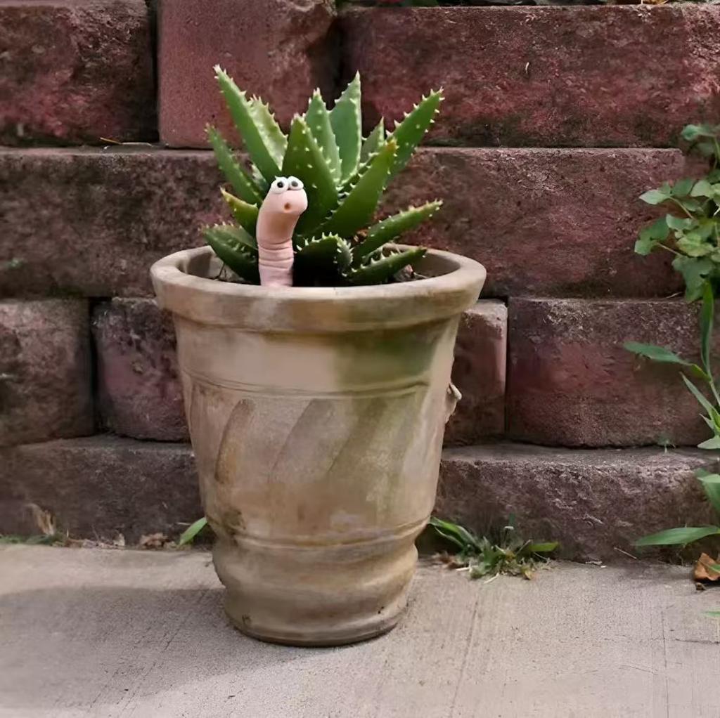 Thirsty Worm Plant Decorations, Resin Garden/Courtyard Accessories Garden Decor Courtyard Potted Plant Humidity Measurement Tool