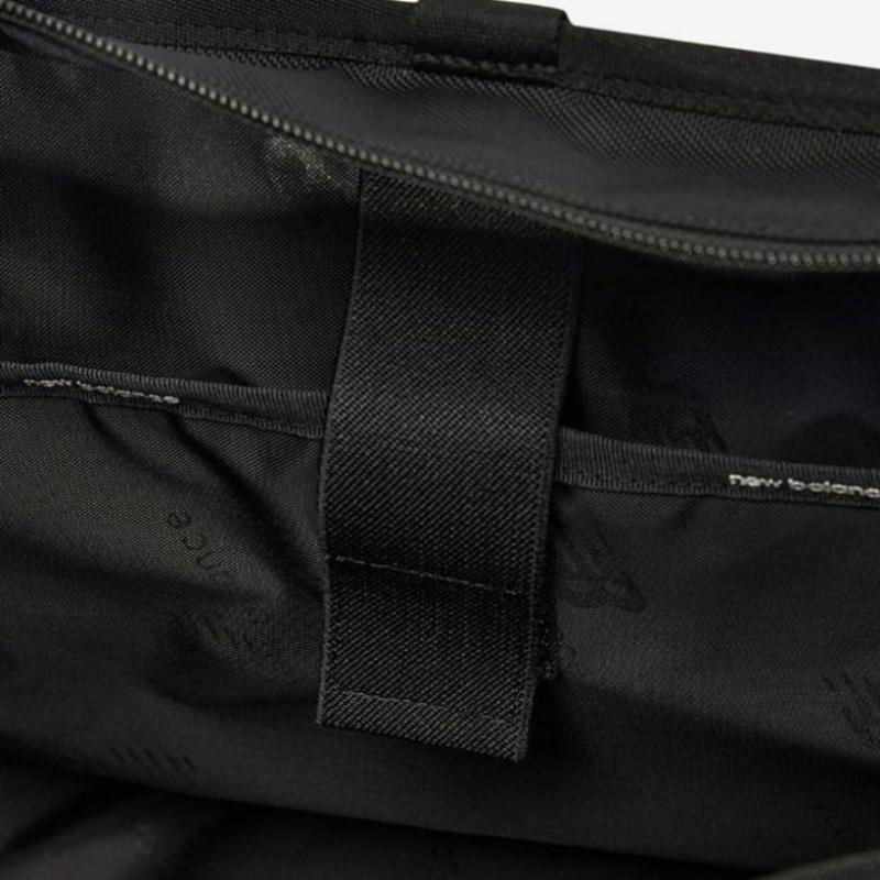 New Balance Back To School Basic Logo Messenger Bag Nbgcess205