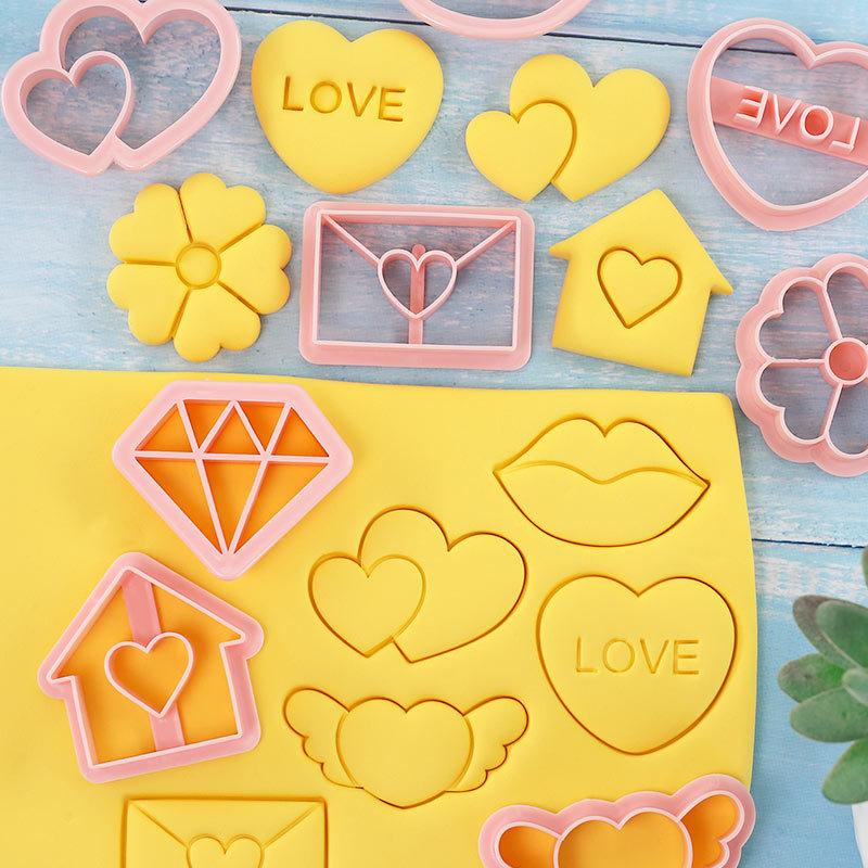 Valentine's Day Cookie Mold 8pcs Love Shaped Cookie Cutters Set Biscuit Mold Confectionery Stamp Baking Pastry Bakeware Tools