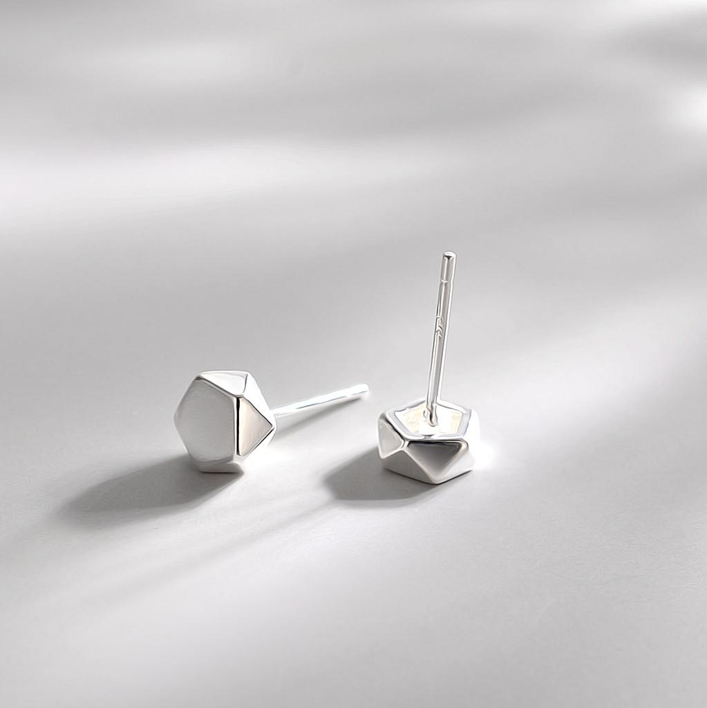 925 Silver Black Minimalist Stud Earrings For Women Versatile Chic Simple Ear Jewelry Fashion Accessory