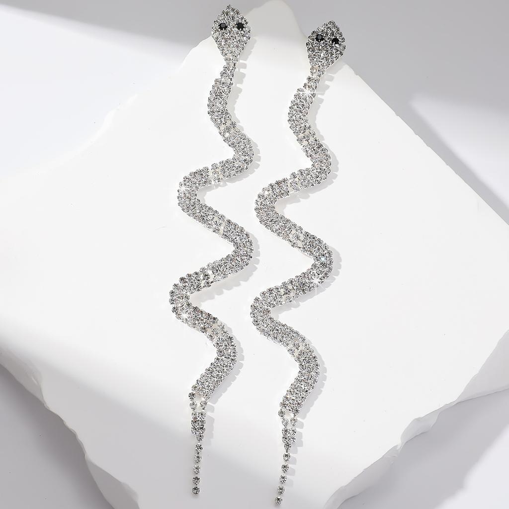 Cross border personalized exquisite trend cold wind alloy full diamond twisted snake shaped earrings for women