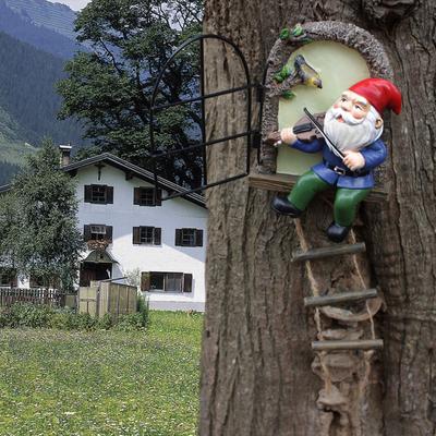 Elfo Fuera de la Puerta Abrazador de Árbol con Escalera, Estatua de Gnomo de Jardín de Resina que Brilla en la Oscuridad para Adornos de Patio, Césped, Jardín