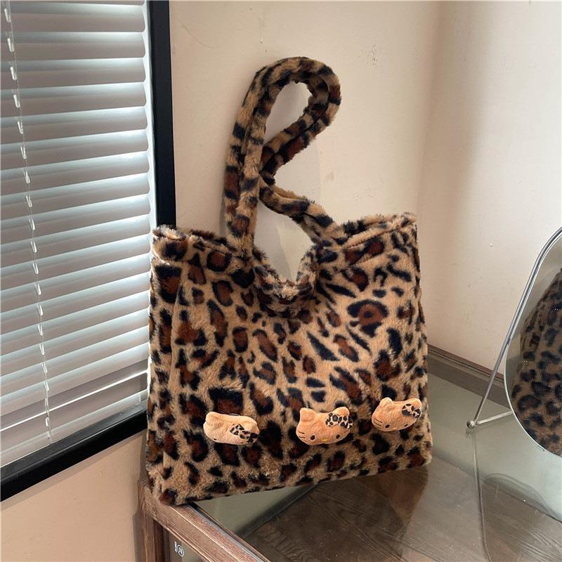 New Simple Wind Fluffy Woolen Large-capacity Shoulder Bag Fashionable and Casual Fluffy Messenger Tote Bag