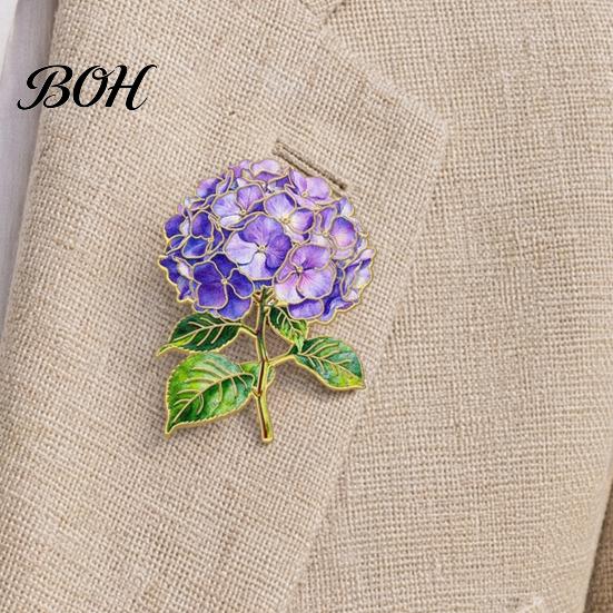 Hydrangea Flower Brooch Pin, Enamel Shape Lapel Polished Edges Backpack Artistic Floral Decorative Badge for Coat Collars Scarves Canvas Bags Colorful