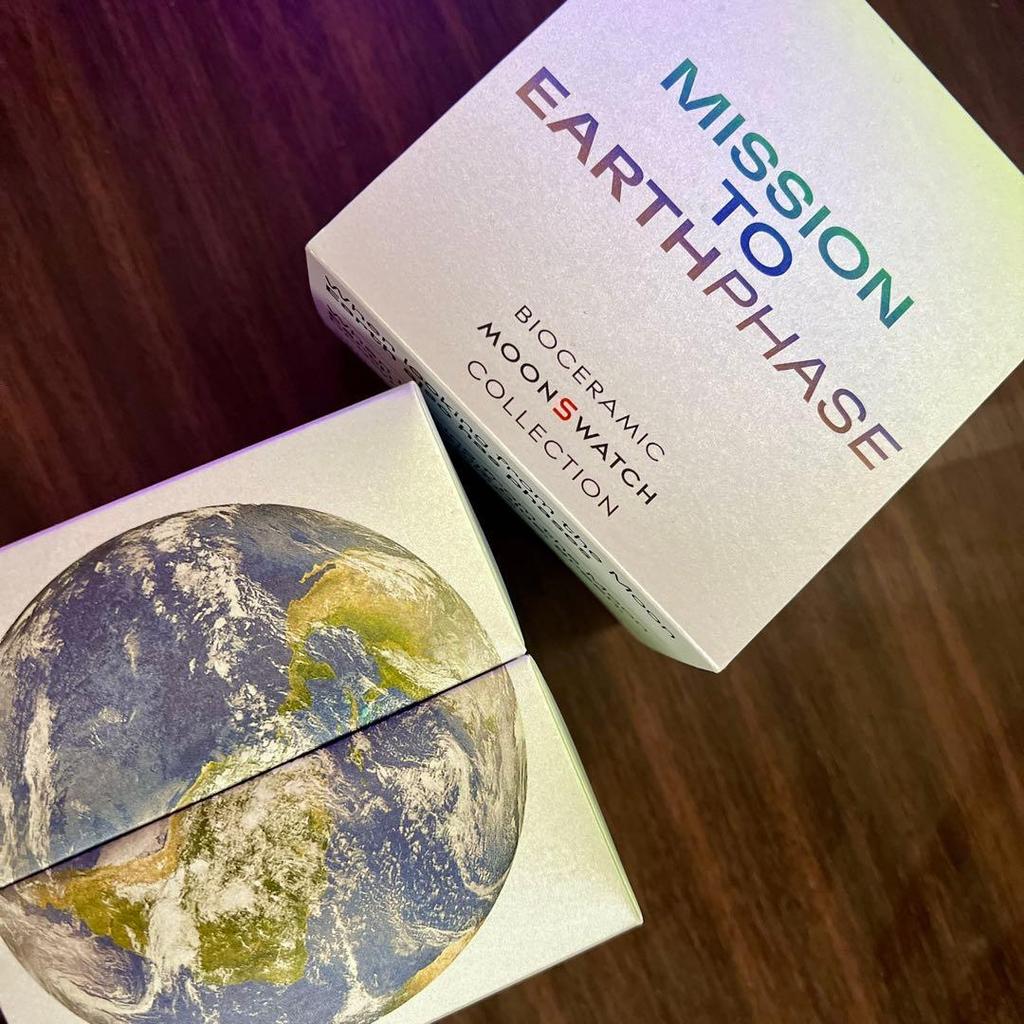 Used New OMEGASwatch Earthphase MoonSwatch complete item