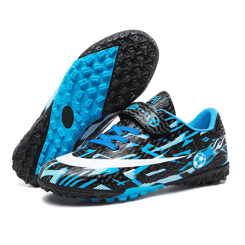 Children's new football shoes Broken nails Long nails Broken nails Rotary buckle Grass student game football shoes Small size football shoes