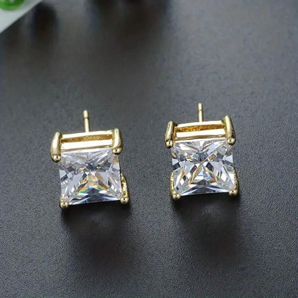 A Pair of Earrings, Classic and Simple Square Shaped Synthetic Zircon Earrings