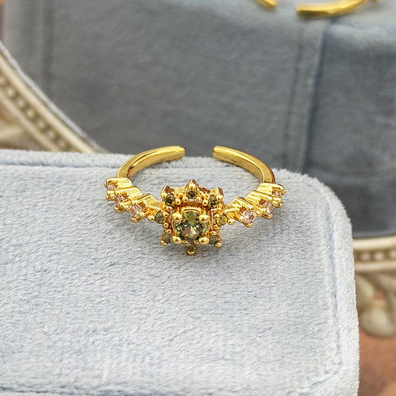 Medieval Vintage Retro Colored Treasure Zir*****Pen Ring Stacked Wearing Temperament Niche Design Light Luxury Index Finger Ring Women