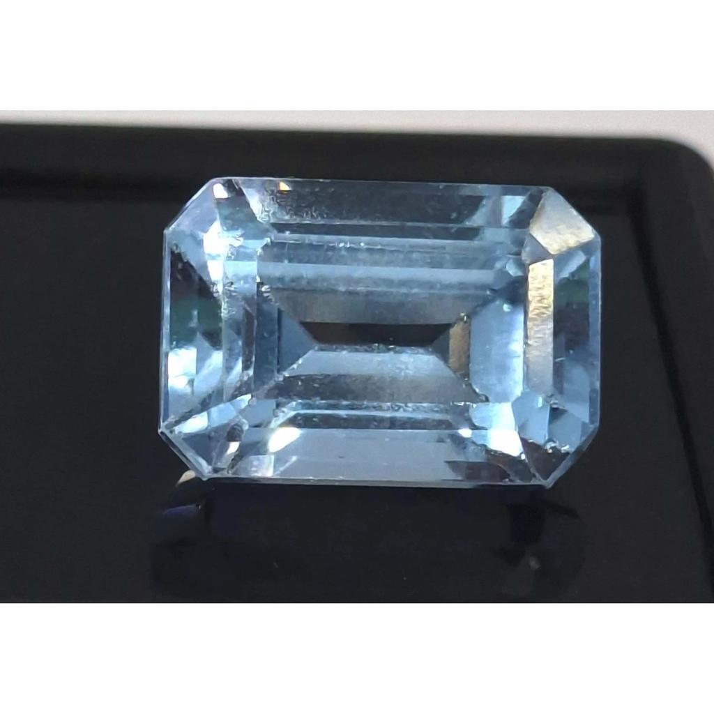 Aquamarine Sky Blue Natural 8-10 Ct Emerald Cut Fabulous Certified Gemstone