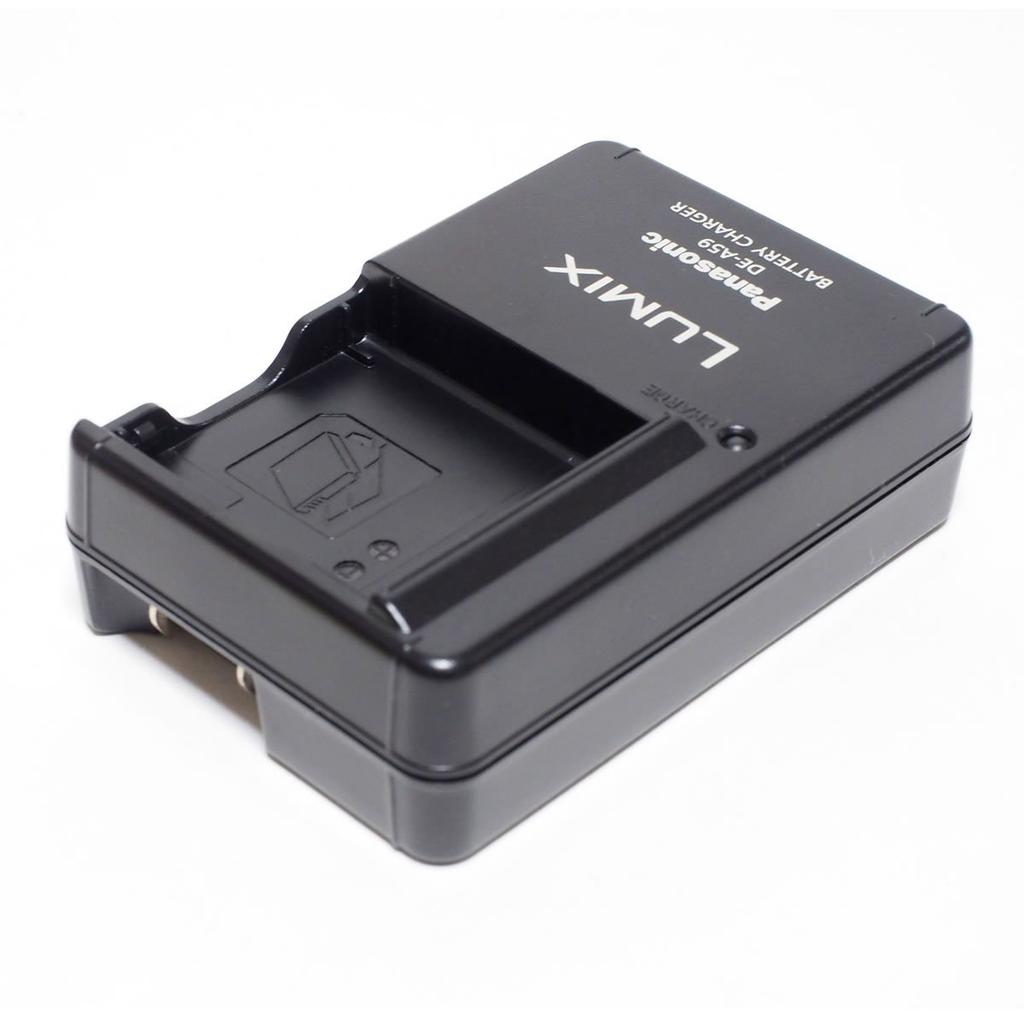 Panasonic LUMIX DE-A59AC Battery Charger (Successor to DE-A59AB), for DMW-BCF10 Battery Pack