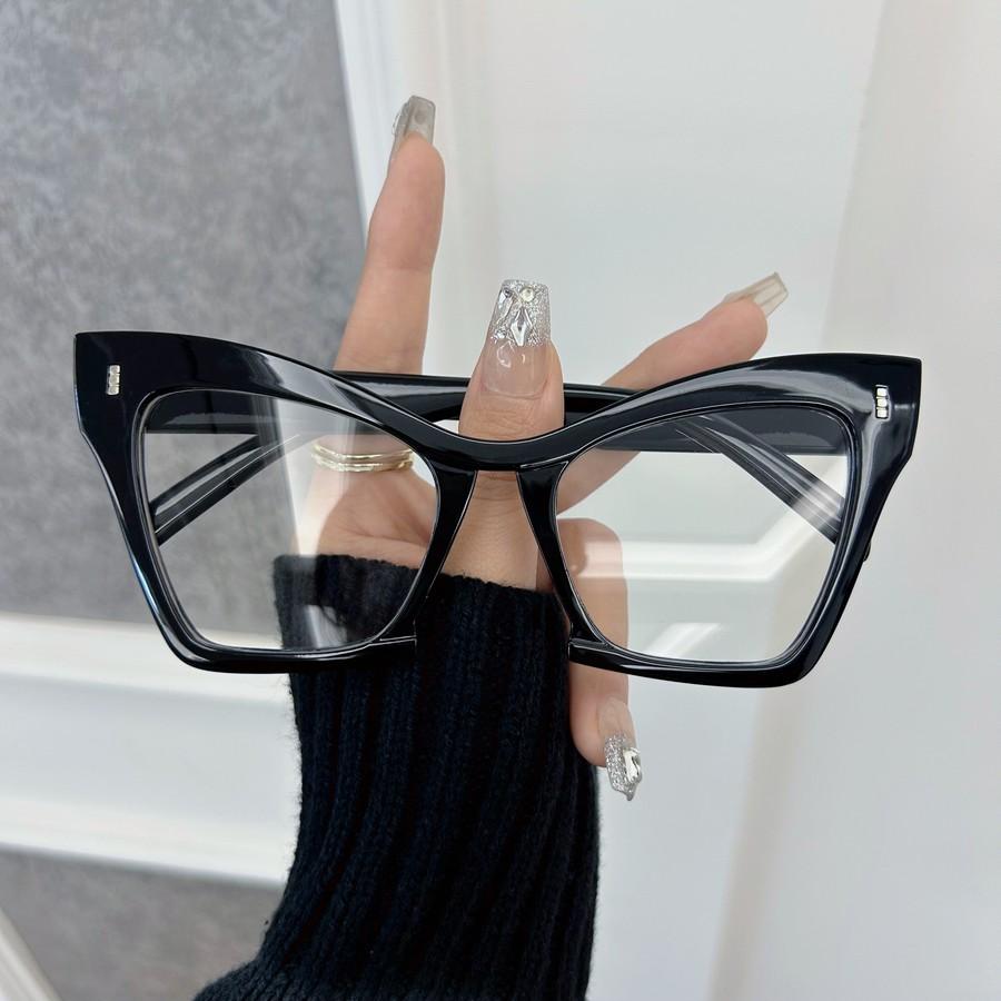 

Classic Fashion Glasses Women Menshoupai