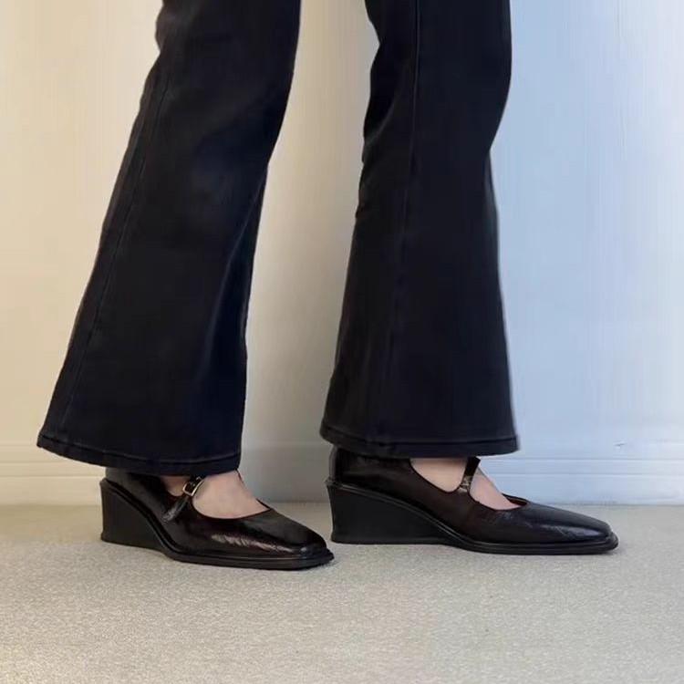 Sheepskin version--new wedge heel cross-strap single shoes square head solid color soft sole casual commuting simple and easy to walk single shoes