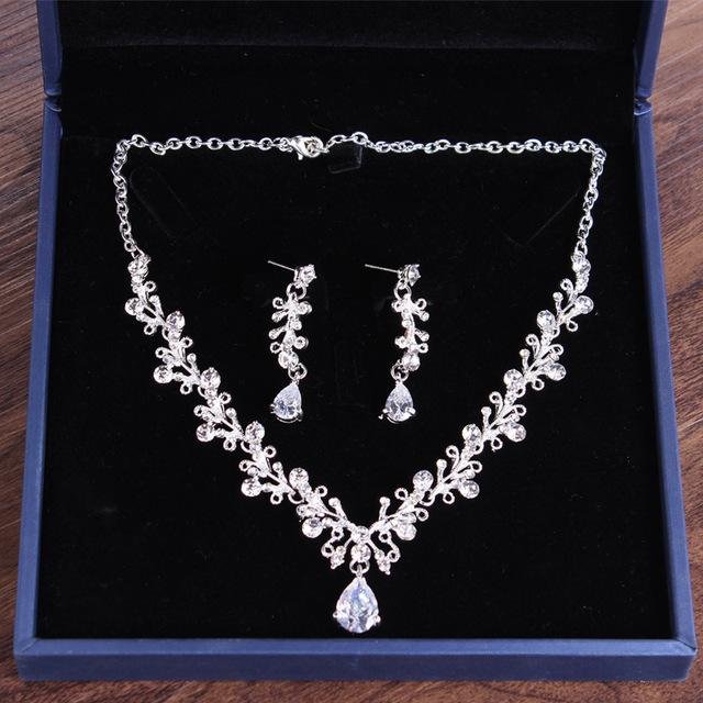 Hochzeitsschmuck-Sets Diademe und Kronen für die Braut Prinzessin Kopfbedeckung Ohrring Halskette Schmuck-Set Großhandel Braut Kopfschmuck