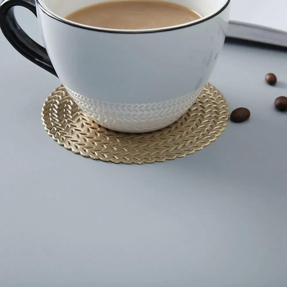 Hollow PVC Bronzing Coaster Table Mat For Coffee Tables Tableware Cup Pads Christmas Decoration Kitchen Accessories