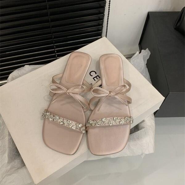 Gentle Fairy Wind French Rhinestone Bow Low Heel Cool Slippers Female 2025 Summer Beautiful Skirt Pink Outer Wear