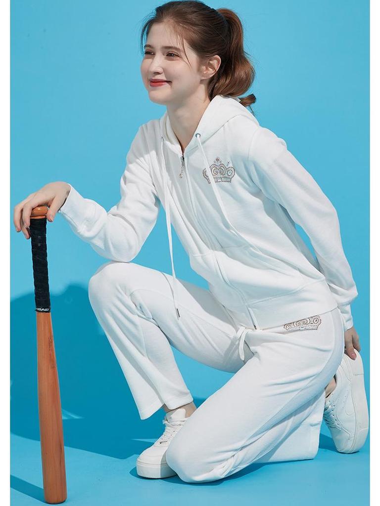 Luxurious Women's Velvet Hooded Two-Piece Sportswear Set - Loose Leg, Hot Drill. Perfect for Spring & Autumn.