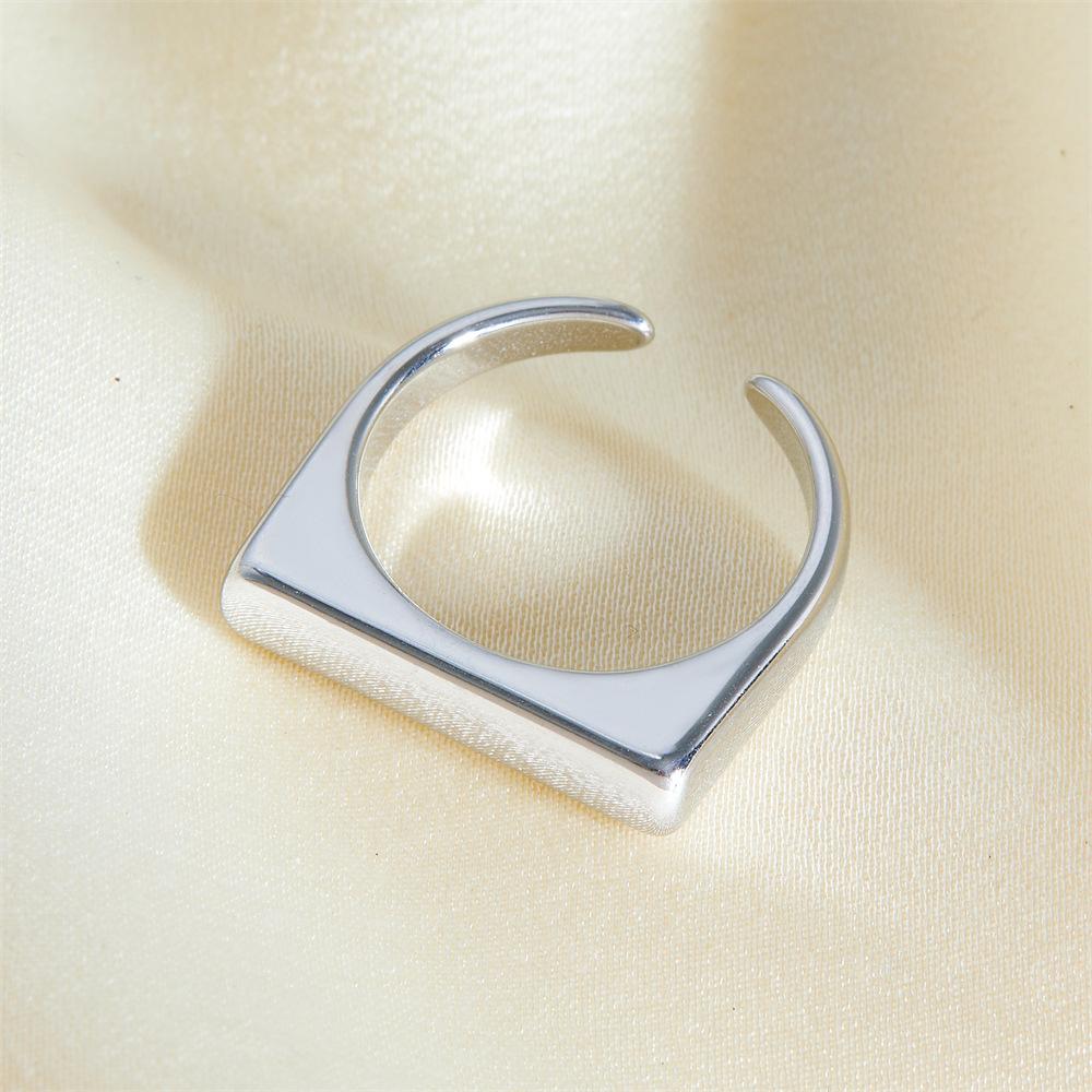 

Корейская версия Геометрическое квадратное гладкое кольцо из нержавеющей стали Женская мода Простое не тускнеющее открытое кольцо Регулируемое