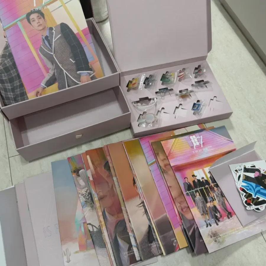 

Seventeen Прямо Здесь Делюкс